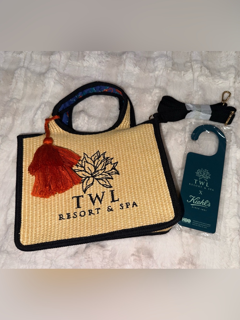 Limited Edition Kiehl’s x White Lotus Straw Tote Bag